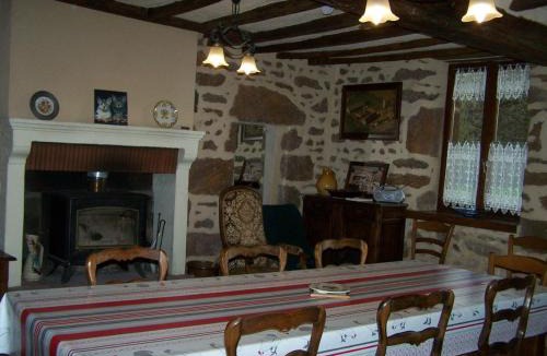 Segrie House | Maison de campagne au calme, jardin, cheminée, proche village et loisirs - FR-1-410-170