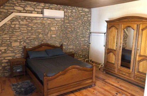 Suilly-la-Tour House | Maison de Campagne