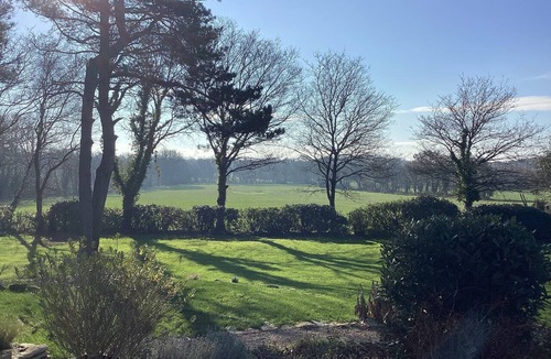 Plumergat House | Maison de Campagne Néo-bretonne sur un Grand Parc Verdoyant. Golfe du Morbihan