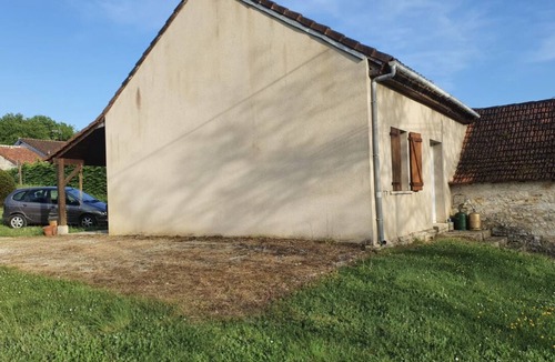Andressac House | Maison de Campagne Proche dun Petit Village Accueillant