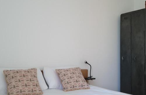 Cindre House | Maison de famille 19ᵉ avec terrasse et jardin, idéal pour 10 pers. - FR-1-489-406