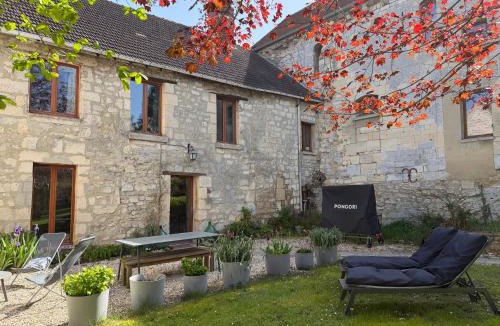 Pontpoint House | Maison de famille du 17ème siècle I Proche Senlis Chantilly Compiègne Astérix Paris