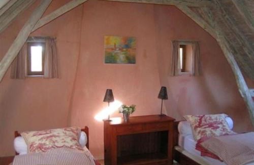 Saint-Pierre-du-Lorouer House | Maison de charme en forêt de Bercé - 4 chambres, terrasse, ping-pong, proche Le Mans - FR-1-410-164