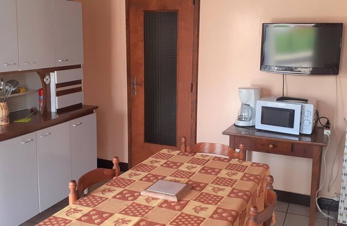 Peyrusse House | Maison de vacances - Cantal