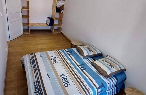 Sury-le-Comtal House | Maison de Ville Dans Residence Privée
