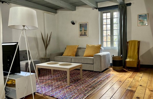 Cahors Old Town House | Maison de Ville Rénovée au Cœur du Vieux Cahors