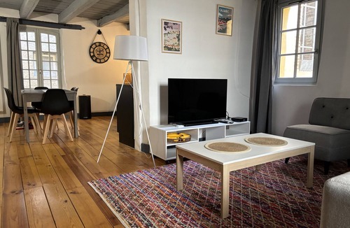 Cahors Old Town House | Maison de Ville Rénovée au Cœur du Vieux Cahors