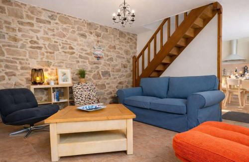 Tregastel House | Maison de ville rénovée au cœur de Trégastel - 6 pers. - FR-1-542-80
