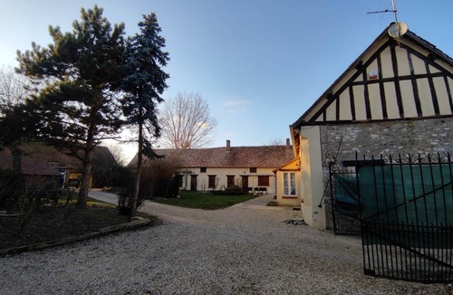 Vexin-sur-Epte House | Maison des Amis de Panilleuse (350 m², sleeps 23)