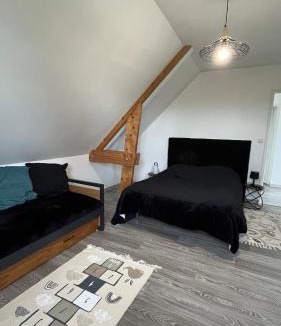 Montchaton House | Maison du Mont César