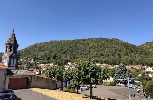 Sayat House | Maison du Puy
