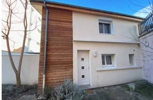 La Pradelle House | Maison Duplex Avec Terrasse et Garage