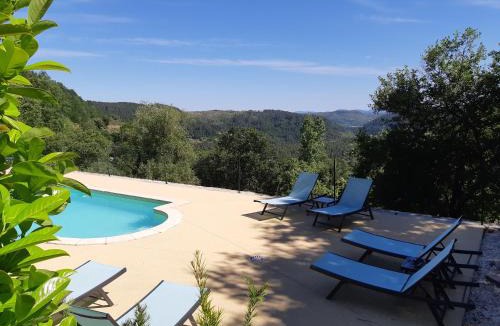 Saint-Pierre-Saint-Jean House | Maison en pierre avec vue exceptionnelle & piscine privée au calme