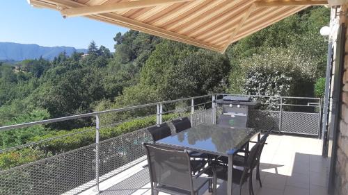 Saint-Pierre-Saint-Jean House | Maison en pierre avec vue exceptionnelle & piscine privée au calme