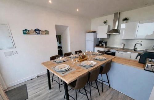 Urville-Nacqueville House | Maison en Pierre avec magnifique vue mer