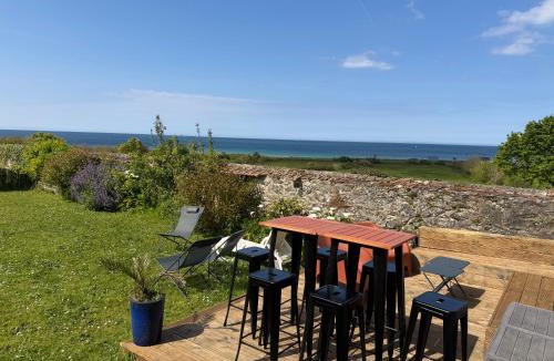 Urville-Nacqueville House | Maison en Pierre avec magnifique vue mer
