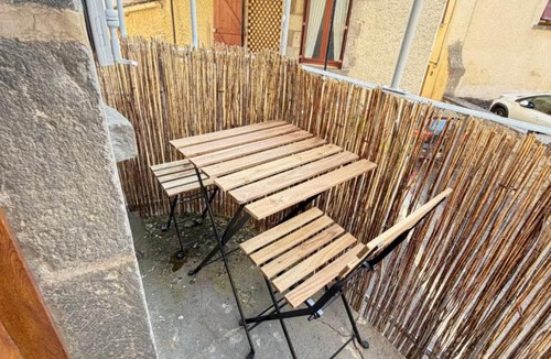 Mirefleurs Apartment | Maison entière et rénovée pour 6 couchages