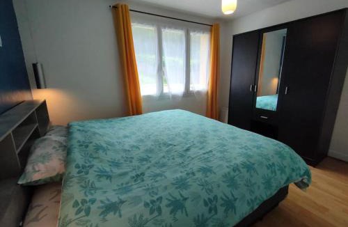 Cherbourg-en-Cotentin House | Maison familiale Cherbourg-ping pong-baby foot