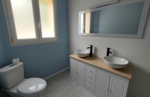 Cherbourg-en-Cotentin House | Maison familiale Cherbourg-ping pong-baby foot