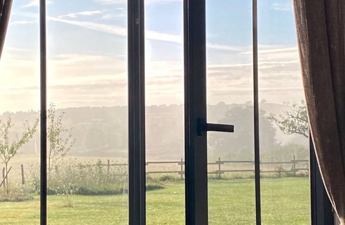 Ecuisses House | Maison GABY | Charming vacation rental with a view - Sleeps 8