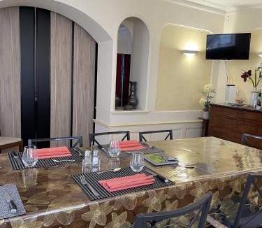 Lapalisse House | Maison Galland