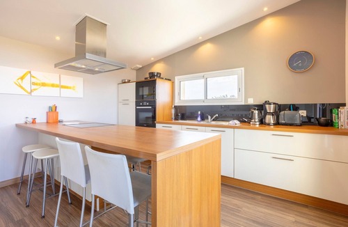 Guilvinec House | Maison Horizon – 3 Bedrooms/6 Guests – Sea View – 100m from Beach