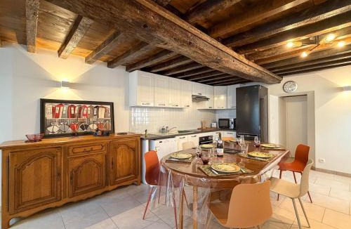 Valognes House | Maison - La Pierre de Valognes - à 4 min de la gare