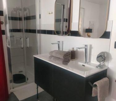 Guingamp House | Maison La Suite 27