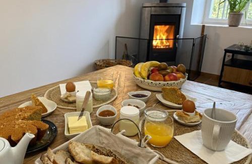 Cardesse Bed & Breakfast | Maison luzouÉ