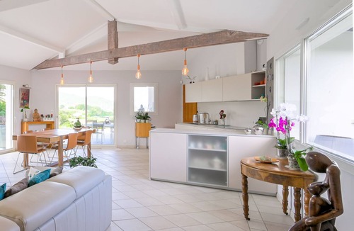 Urrugne Villa | Maison Madalena With Pool close to ocean, Urrugne, France