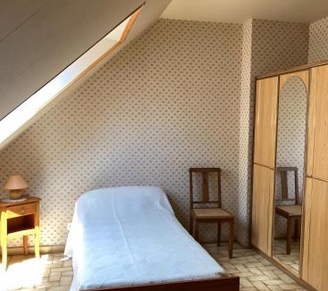Chambon-sur-Lac House | Maison Mitoyenne avec Jardin