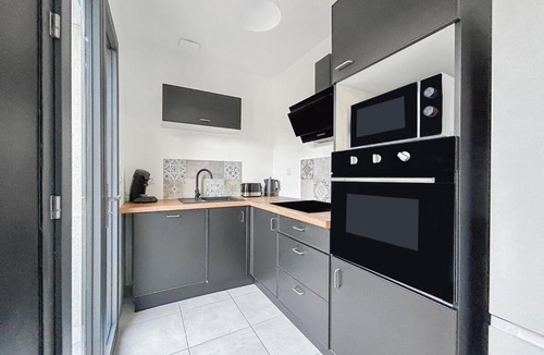 Poitiers Villa | Maison moderne T5 · 4 ch sdb privatives · Terrasse
