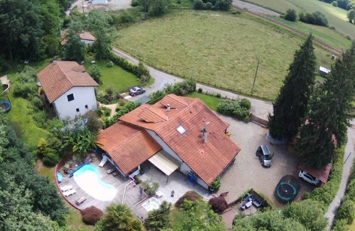 Jatxou House | Maison Pour 10 Personnes Avec Piscine et spa a 20 mns de Biarritz