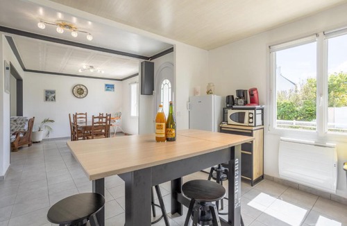 Saint-Guenole House | Maison proche du port plage et surf