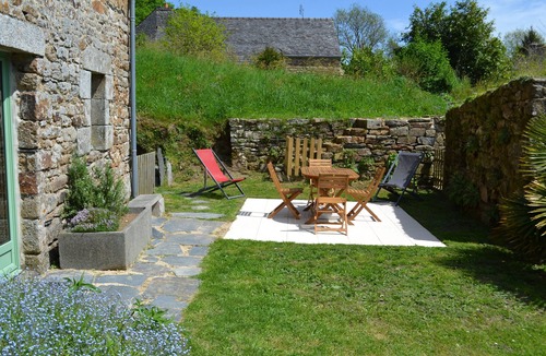 Botmeur House | Maison Rénovée Dans les Monts D'arrée