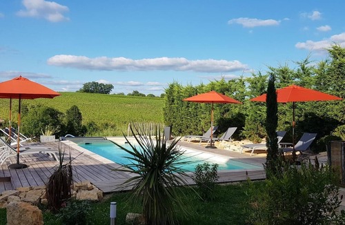 Floressas Bed & Breakfast | Maison Reces