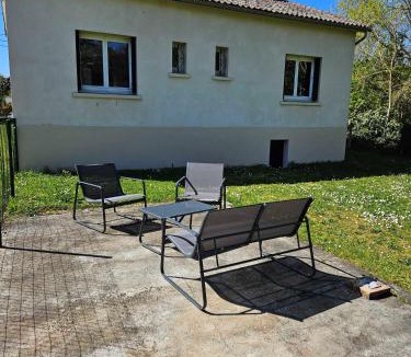 Marmagne House | Maison Retour vers le Futur - 2 chambres/jardin