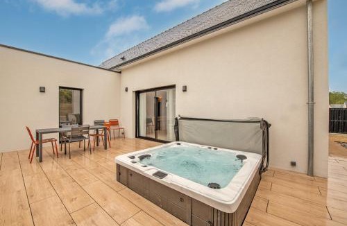 Lesneven House | Maison Simone - Belle Maison pour 6 avec Jacuzzi