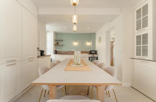 Pierrefonds Villa | Maison Sophie for 10 guests