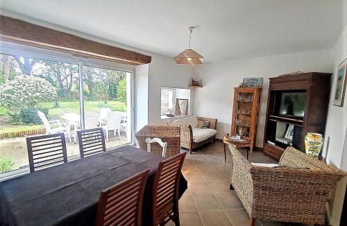 Le Tour-du-Parc House | Maison spacieuse, calme près de la plage - 12 pers. - FR-1-639-117