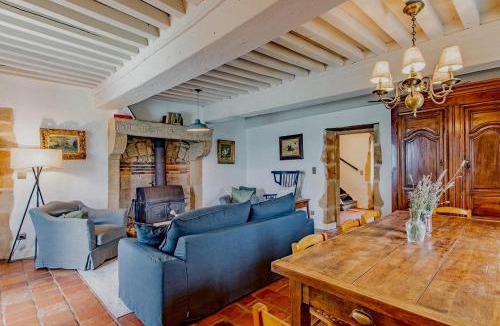 Saint-Julien-de-Civry House | Maison Stirling - 8pers - Piscine