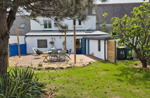 Plouhinec House | Maison Ti Laouen Entre Bourg et Plage au Calme Avec 3 Chambres et du Jardin