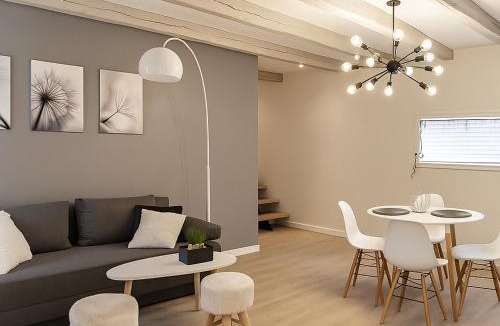 Inzinzac-Lochrist Apartment | Maison tout équipée! Avec SALLE DE CINÉMA!