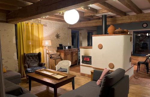 Thenay House | Maison typique en Berry avec jardin privatif, BBQ et parking - FR-1-591-598