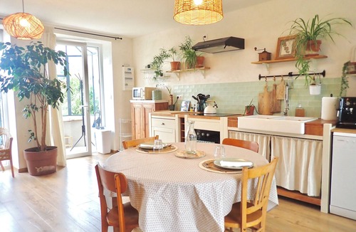 Urville-Nacqueville House | Maison Typique Proche de la mer Avec Jardin Clos, Animaux Acceptés !