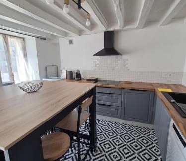 Valencay Apartment | Maison vacances 3min à pied du château , proche Beauval