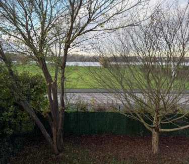 Bourges Villa | Maison vue sur le lac et proche du golf !