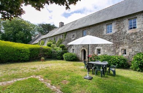 Tredarzec House | Maner Coz
