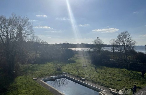 Theix-Noyalo House | Manoir au Bord de Leau Avec Piscine Chauffée