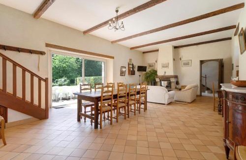 Tredarzec House | Manoir De Kerhir